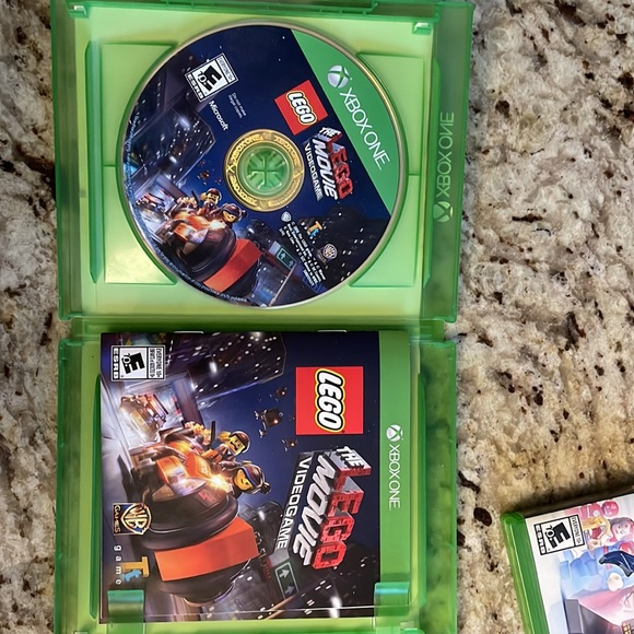 Assorted xbox one games. - Picture 6 of 8